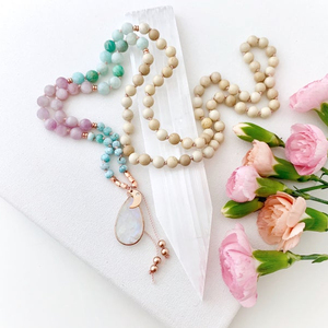 Cuentas de Oración Mala, Collar Mala Hecho a Mano, Felicidad - Product Image 1