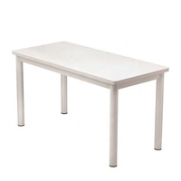 Table de formation Olive avec pieds en tube d'acier laminé à froid, cadre de support en tube d'acier carré à section conique, plateau en MFC de 25 mm, durable