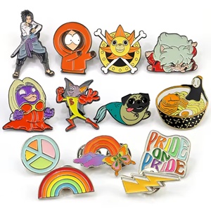 Pins de esmalte personalizados al por mayor, de dibujos animados, de metal, de aleación de zinc, broches, insignias, pins de esmalte duro y blando de anime - Product Image 5