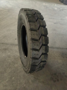 Neumáticos Neumáticos para Camiones y Autobuses LCH T-REX 11.00R20, Alta Capacidad de Carga, Neumáticos Radiales sin Cámara para Camiones de Servicio Pesado, Mejor Precio, Buena Calidad - Product Image 5