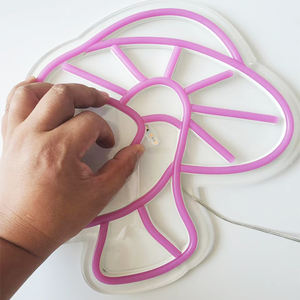 แถบซิลิโคน LED นีออนรุ่นที่สองไฟ112 5V 1CM สำหรับโฆษณาในร่มแถบพิเศษ - Product Image 4