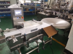 Nhà Máy giá tự động trực tuyến kiểm tra định lượng với máy dò kim loại cho ngành công nghiệp thực phẩm - Product Image 2