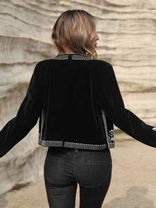 Chaqueta Acolchada de Invierno para Mujer, de Lona Negra con Botones Bordados Blancos, Tejido de Algodón Ecológico, Acabado Oficial, Nueva Moda - Product Image 5