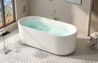 Baignoire autoportante en acrylique de haute qualité avec drain, style cannelé large, moderne, pour bain profond en intérieur, idéale pour appartement