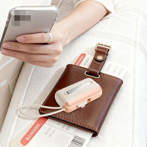 Cargador Portátil de Viaje con Logotipo Personalizado, UKCA, 10000 mAh, 22.5 W, Pantalla LED, Carga Rápida, Mini Cápsula, con Soporte - Product Image 6