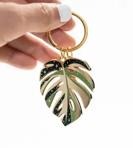 Porte-clés artisanal en métal personnalisé décoré de plantes à feuilles vertes, vente en gros