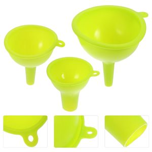 Ustensiles de cuisine : Ensemble d'entonnoirs en silicone de qualité alimentaire à large ouverture, petits et grands, pour le remplissage d'huile alimentaire en cuisine - Product Image 5