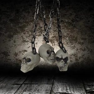 Décorations d'Halloween : Accessoires effrayants pour la pièce, bar extérieur, maison hantée, décorations de crânes suspendues - Product Image 3
