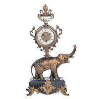 Horloge antique imitant un modèle français sur un éléphant sur une table/étagère en marbre, horloge intégrée dans le marbre décorée de laiton
