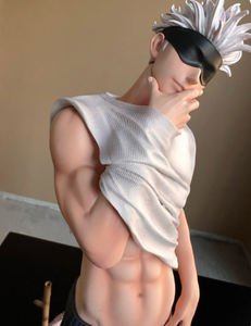 Estatua de Resina Personalizada de Gojo Satoru GK, Pose de Hombre Musculoso, Detalles Musculares, Figura Coleccionable de Anime, Perfecta para Exhibir y Regalar - Product Image 5