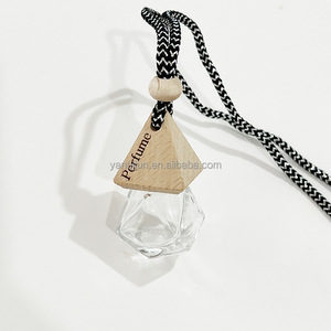 Ambientadores colgantes para coche, tapa de madera, rectángulo redondo, cuadrado, Perfume vacío para coche, botella difusora de caña de vidrio - Product Image 1