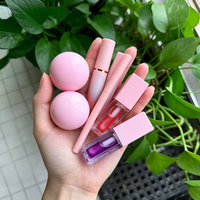 Coffret Cadeau Maquillage Lèvres 3D : Gloss, Crayon et Baume à Lèvres avec Boîte de Rangement Luxe en Forme de Lèvres, Logo Personnalisé, Marque Privée