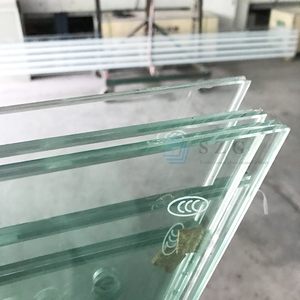 Panneau en <span class=keywords><strong>verre</strong></span> ordinaire irrégulier profilé <span class=keywords><strong>trempé</strong></span> clair <span class=keywords><strong>trempé</strong></span> 4mm 5mm 6mm 8mm 10mm 12mm 15mm d'épaisseur coût de <span class=keywords><strong>prix</strong></span> par mètre carré - Product Image 3