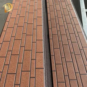 Panel atap terisolasi busa keras Pu Polyurethane Panel Sandwich ukiran logam