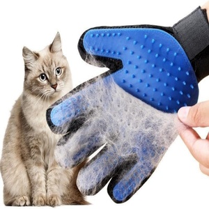 Hot Five-Finger Silicone Cats Hair Removal Gloves Gentle Shedding Brush <b>Pet</b> Grooming Washing Gloves <b>Pet</b> <b>Cleaning</b> <b>Bathing</b> - Product Image 1