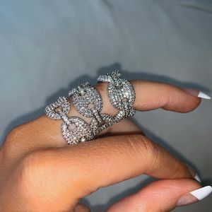 Micro Pave CZ Hip Hop <span class=keywords><strong>Rock</strong></span> <span class=keywords><strong>Punk</strong></span> gioielli da donna con dita ghiacciati Bling Band di fidanzamento anello del muso di maiale simbolo religioso cristiano - Product Image 1