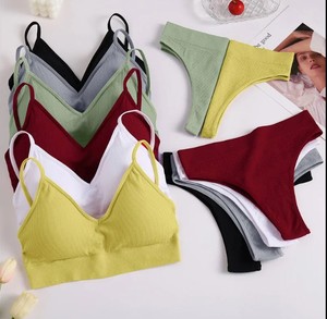 Reggiseno <span class=keywords><strong>imbottito</strong></span> da donna e mutandine brasiliane senza soluzione di continuità Bralette brevi sport Sexy mutandine da ragazza mutandine per il Fitness Top intimo - Product Image 2