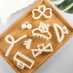 Nieuwe Aankomst Haar Klem Mode Accessoires Vrouwen Meisjes Parel Haar Clips - Product Image 2