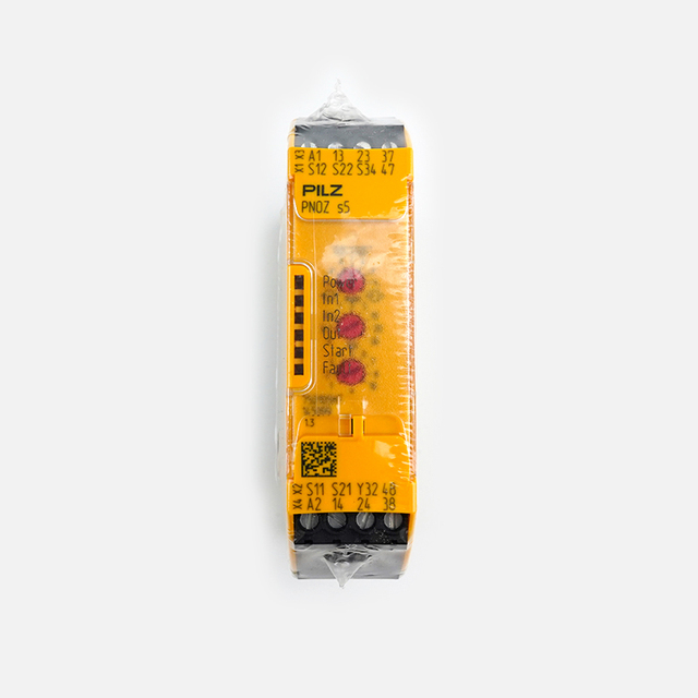 PILZe 750105 750104 751104 Safety Relay Module 24VDC 3NO 1NC 22.5mm Width Industrial Safety Control Unit