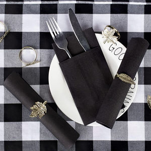 50 serviettes en papier noires effet lin, serviettes jetables noires avec poche intégrée pour couverts, <span class=keywords><strong>pré</strong></span>-pliées pour couteaux et fourchettes - Product Image 5