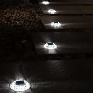 Lampe solaire de quai No <span class=keywords><strong>Dead</strong></span> Arrival, LED RGB multicolore, protection IP68, pour montage au sol, idéale pour quais de bateaux, garde-corps et allées - Product Image 5