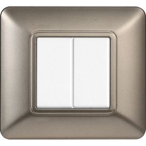 Placa de Enchufe de Pared de Plástico Gloca 2P con Acabado de Titanio para Uso Residencial - Product Image 4