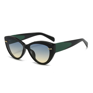 แว่นกันแดดทรงแคทอายกรอบหนาสไตล์วินเทจ สำหรับผู้หญิงและผู้ชาย ปี 2025 แบรนด์หรู ดีไซน์ทันสมัย แว่นตาแฟชั่นลายเสือดาวสีเขียว - Product Image 3