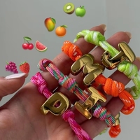 Pulsera Ajustable Tejida con Cuerda de Colores y Letra Personalizada, Regalo de San Valentín o Navidad para Mujer, Certificada por la CE
