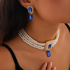 Conjunto de Collar y Aretes de Diseño Floral de Alta Gama para Mujer, con Cuentas, Chapado en Oro de 18K, para Aniversario o Ocasiones Especiales - Product Image 2