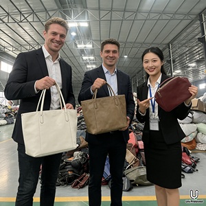 A4 包袋打包二手名牌批发意大利设计师女士包工厂直销二手女式手提包 - Product Image 1