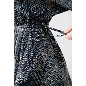 Robe en mousseline de soie à imprimé léopard gris - Product Image 1