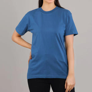Camiseta Sólida para Mujer Bright Shape, Diseñada para un Uso Cómodo con Silueta Relajada que Ofrece un Estilo Diario Enfocado en la Moda - Product Image 2