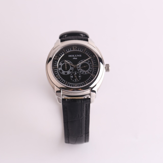 Wholesale Cheap Stainless Steel Back Quartz Watch 10 Atm Waterproof Watch