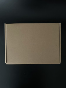 Boîtes d'expédition <span class=keywords><strong>en</strong></span> carton ondulé Kraft <span class=keywords><strong>en</strong></span> stock pour l'envoi de cadeaux, vêtements, chaussures et emballages e-commerce - Product Image 4