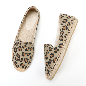Espadrilles plates faites à la main pour femmes, imprimé léopard, respirantes, faciles à enfiler, écologiques, chaussures de mode été-printemps, vente directe d'usine - Product Image 1