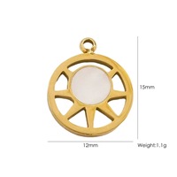 Pendentif en acier inoxydable plaqué or 14 carats avec perles blanches, pierres naturelles, améthyste, fleur, queue de poisson, crème glacée