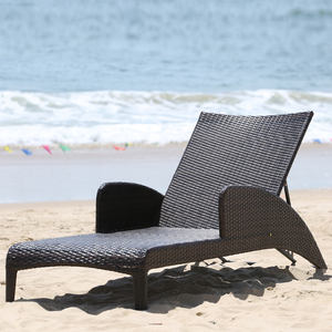 เก้าอี้อาบแดดพับได้แบบพกพา Y172B ทำจากหวาย สำหรับใช้กลางแจ้ง เหมาะสำหรับโรงแรม ชายหาด และริมสระน้ำ - Product Image 4