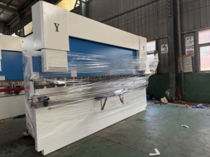 Presse plieuse TP10S à haute productivité pour machines industrielles avec <span class=keywords><strong>changement</strong></span> rapide <span class=keywords><strong>de</strong></span> matrice pour des applications polyvalentes <span class=keywords><strong>de</strong></span> pliage <span class=keywords><strong>de</strong></span> tôles - Product Image 3