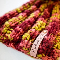 Étiquettes personnalisées pour bérets tricotés, étiquettes d'articles faits main, rivets en cuir suédé, étiquettes en cuir PU, étiquettes en cuir pour bonnets au crochet