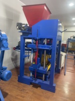 Máquina para Fabricar Ladrillos Enfocada en la Productividad para Aplicaciones de Construcción