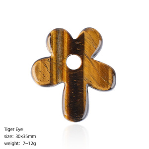 Pendentif trèfle à quatre feuilles en cristal naturel mélangé, breloques en pierres précieuses polies vierges en forme de croix et de fleur pour la fabrication de bijoux et colliers DIY - Product Image 1
