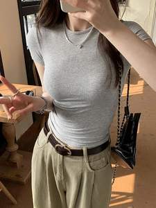 T-shirt rétro pour femmes, streetwear Harajuku, été, décontracté, couleur unie, crop top, manches courtes, col rond, t-shirt moulant - Product Image 5