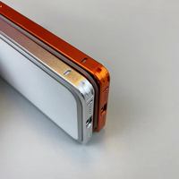 Coque de téléphone en métal mat pour iPhone 16 15 14 13 Pro, bordure plaquée, boucle de verrouillage, style original, transforme instantanément votre téléphone en 17