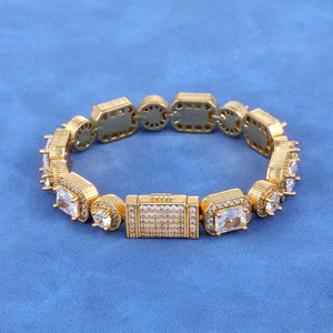 Bracelet tendance unisexe en chaîne de sucre rocheux mélangé carré et rond avec fermoir à boucle manuelle et zircon, accessoires - Product Image 1