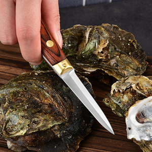 Ouvre-coquillages et ouvre-huîtres premium avec logo personnalisé, manche en bois, en acier inoxydable, outil pour fruits de mer, couteau à ouvrir les huîtres - Product Image 5