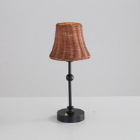 Lampes de table nordiques de chambre à coucher en osier de rotin de matériau naturel LED noir et or avec ampoule rechargeable