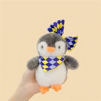 Porte-clés en peluche pingouin directement de l'usine, logo personnalisé, rembourrage en coton PP 3D doux, mini jouet animal, approvisionnement en gros pour les boutiques de cadeaux et la vente au détail