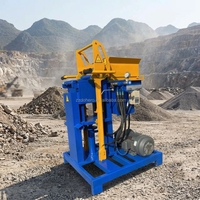 Machine automatique de fabrication de blocs en terre cuite et cendres volantes avec moteur diesel