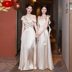 Vestido de dama de honor color champán, vestido de dama de honor de satén de alta calidad hasta el suelo. - Product Image 4