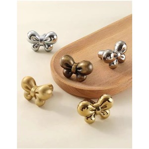 Tiradores de latón macizo con forma de <span class=keywords><strong>pata</strong></span> de gato, mariposa, abeja y lazo para muebles infantiles, tiradores decorativos para cajones. - Product Image 2
